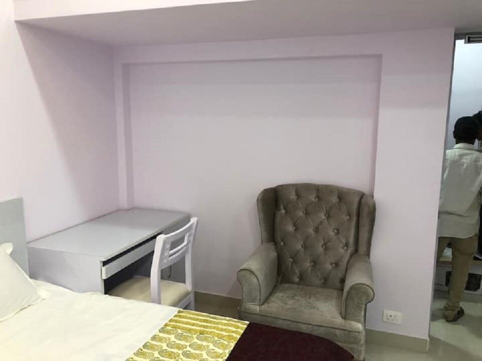 Affordable New Delhi Apartments Unit 3 - Tap to explore photos