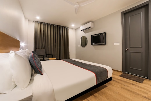 Super Townhouse 158 Near Netaji Subhash Marg Near Appu Ghar