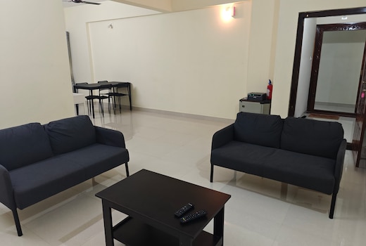 Coastal Retreat: 2 BHK Getaway 402