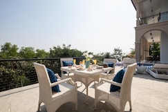 LohonoStays Villa Sacri Borod Hill 6 -4 Bedroom, Goa