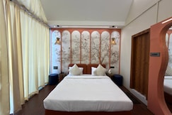 The Krishna Courtyard Luxury Duplex Cottage 02, Ujjain