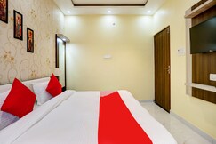 Hotel O Divine Paradise, Varanasi