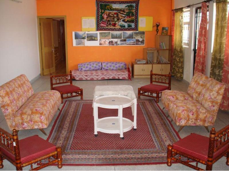 Aapo Aap Homestay (Deluxe Room) - Tap to explore photos