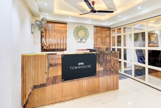 Super Townhouse Hotel Silver Saffron