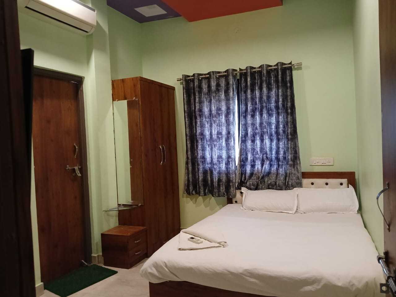 Hotel O Kings Farm - Tap to explore photos