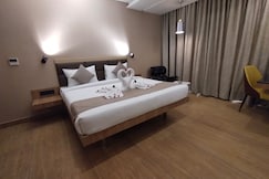 Pearl by Priyadarshini, Toranagallu