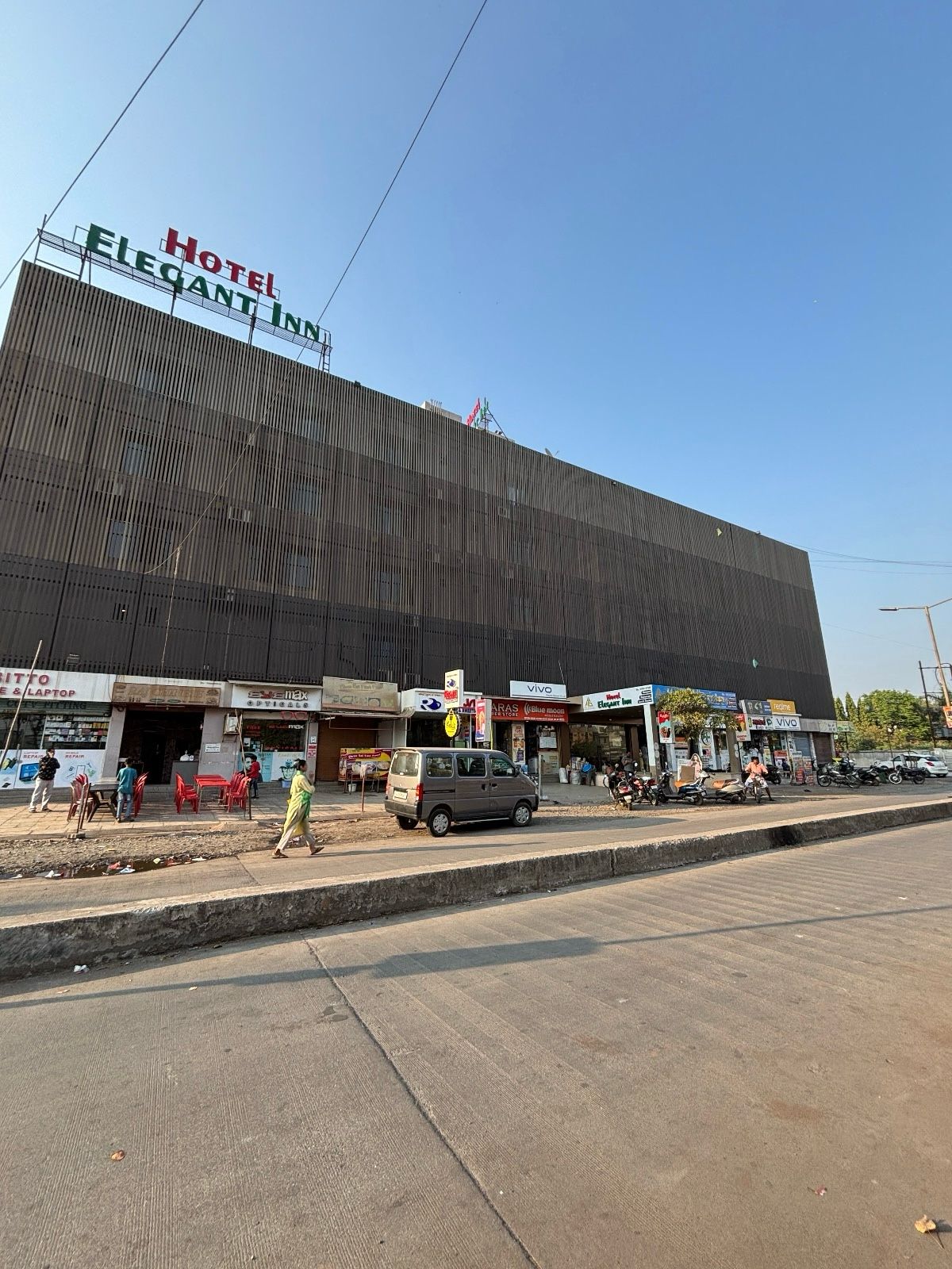 Hotel Elegant Inn, Ichhapore - Tap to explore photos