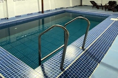RED0 Relaxing Modern 3BHK Villa With Swimming Pool, Ponneri