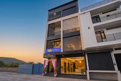 FabHotel Prime The Ballroom - Near GD Goenka University, Hathin