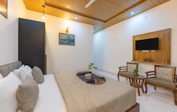 Deluxe Room With High Speed Internet