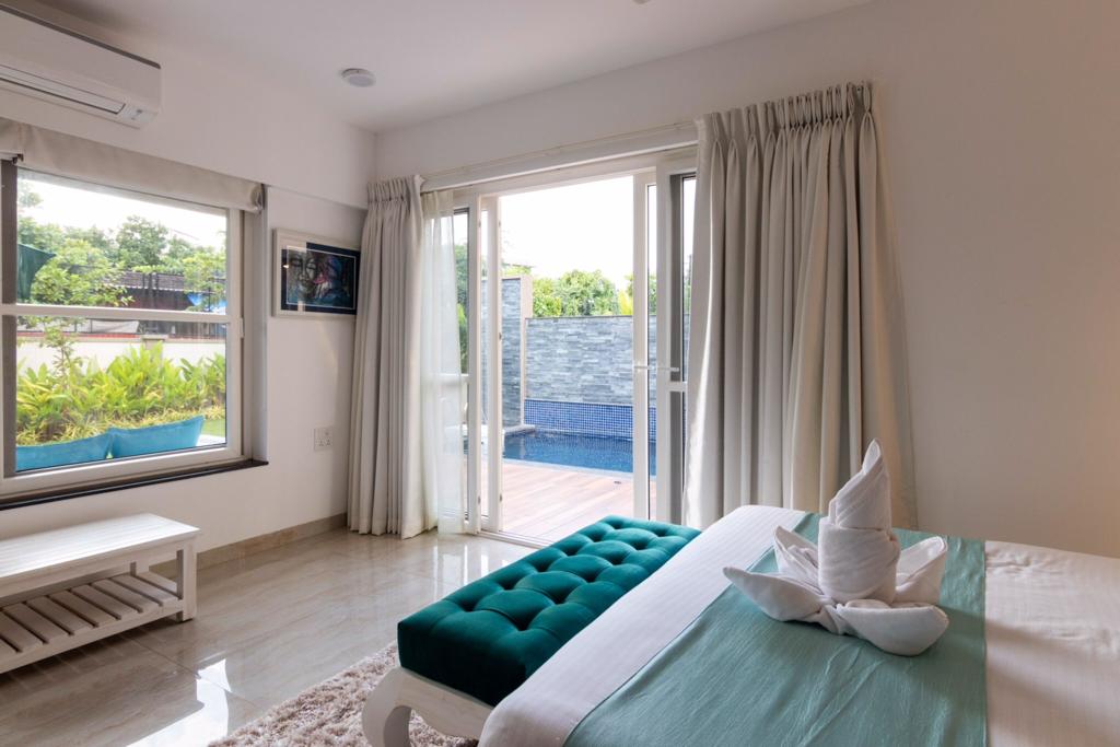 Luxurious 4 BR Villa with pool at Anjuna/ Vagator - Tap to explore photos