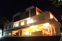 SE Grand 7BHK AC flat with 4 Kitchen & 4 Living rooms, Thiruvananthapuram