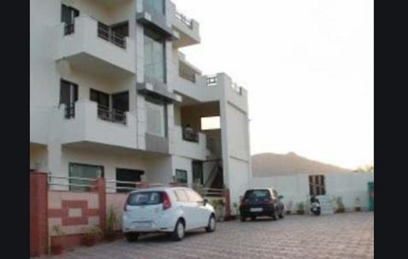 Hotel Khushal - Tap to explore photos