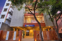 FabHotel Infinity Residency, Pune