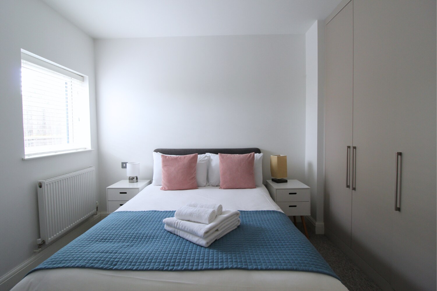 West Finchley by Viridian Apartment - Tap to explore photos