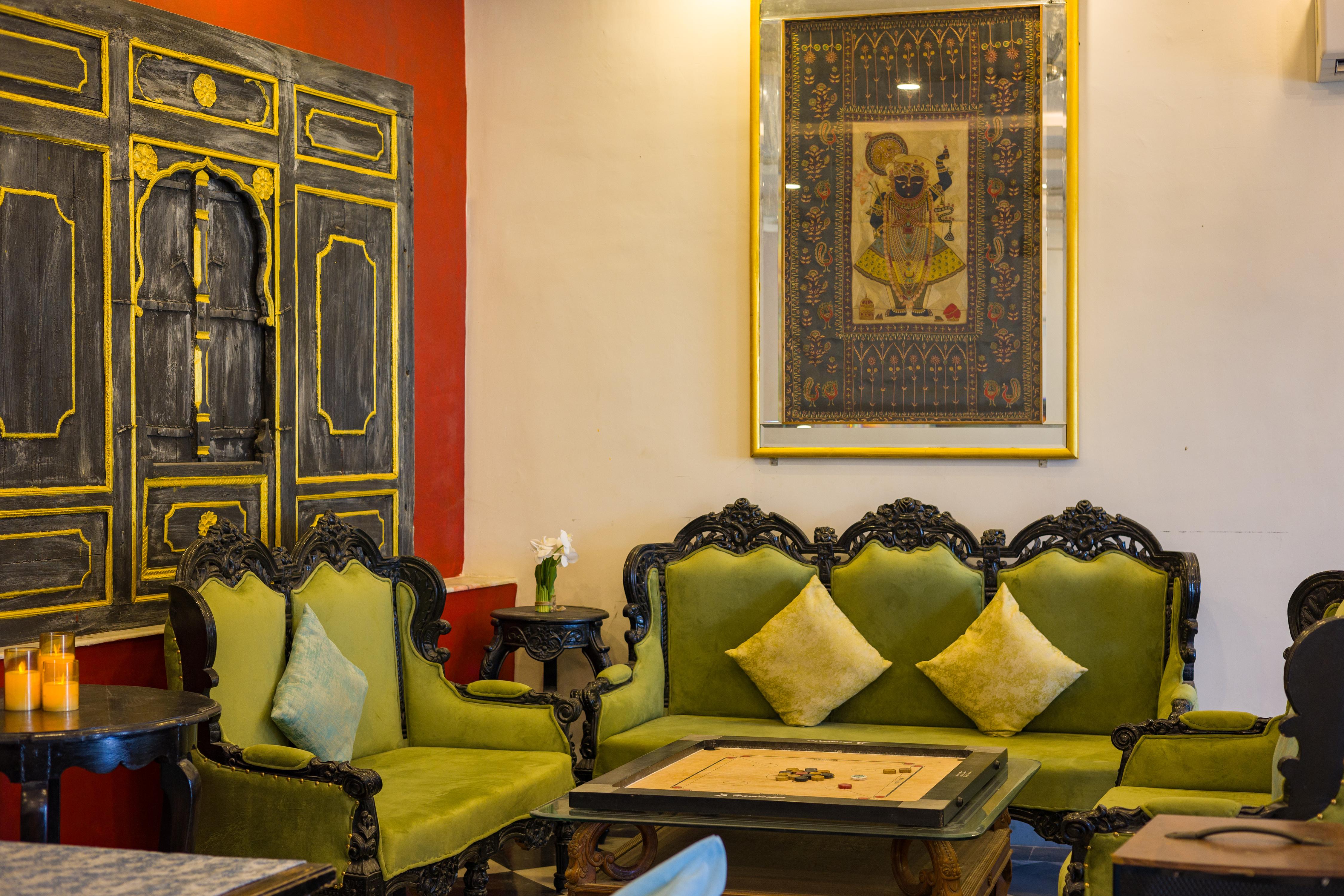 Palace View Pet-Friendly Retreat W/ Pvt Pool & Restro - Tap to explore photos