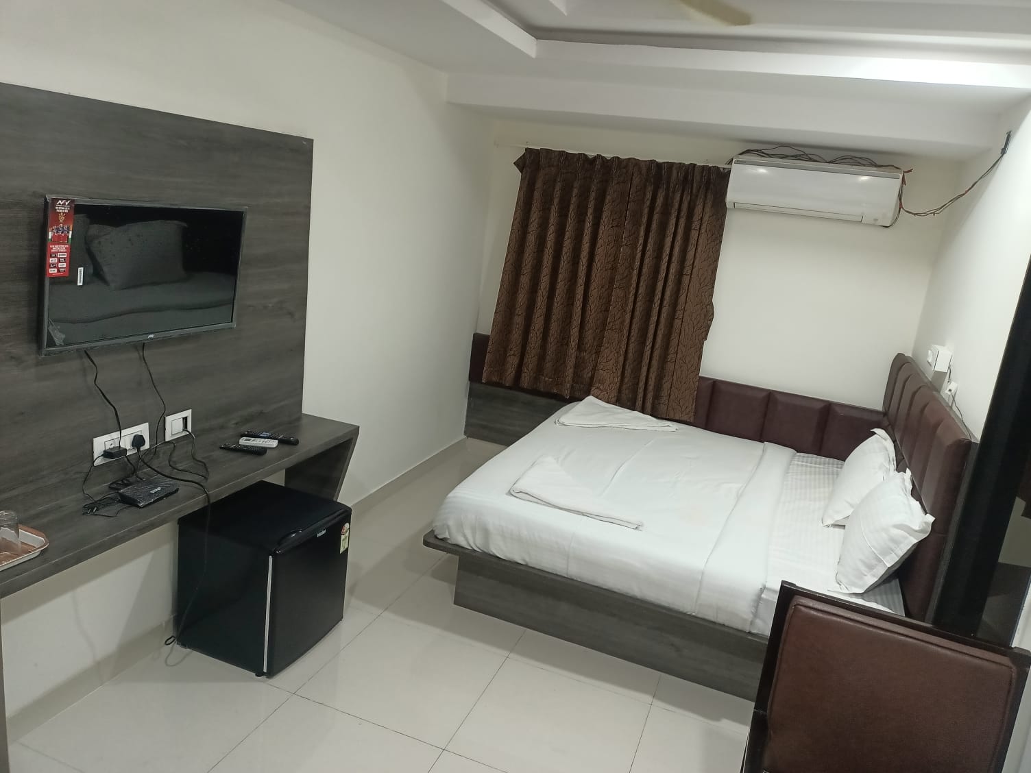 HOTEL VR ASHOKA GRAND - Tap to explore photos