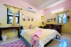 Bandra Studio Lokhandwala House, Near Carter Road, Pali Hill by Connekt Homes, Mumbai