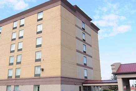 Days Inn by Wyndham Calumet Park - Tap to explore photos
