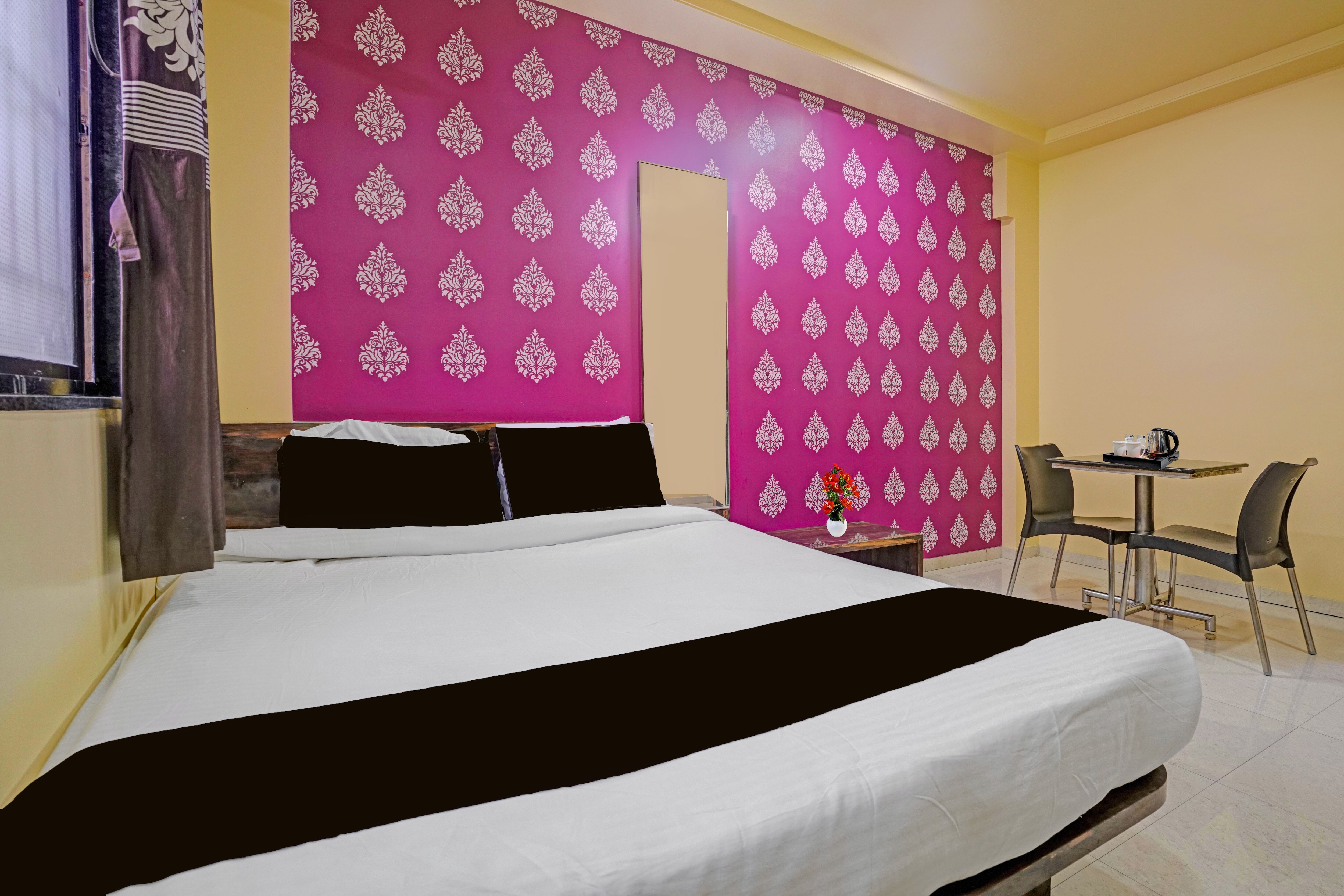 Super Collection O Tuljapur - Solapur Highway Formerly Royal Rooms 4