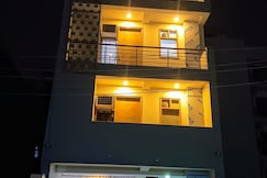 Soooper Hotel, Gurgaon