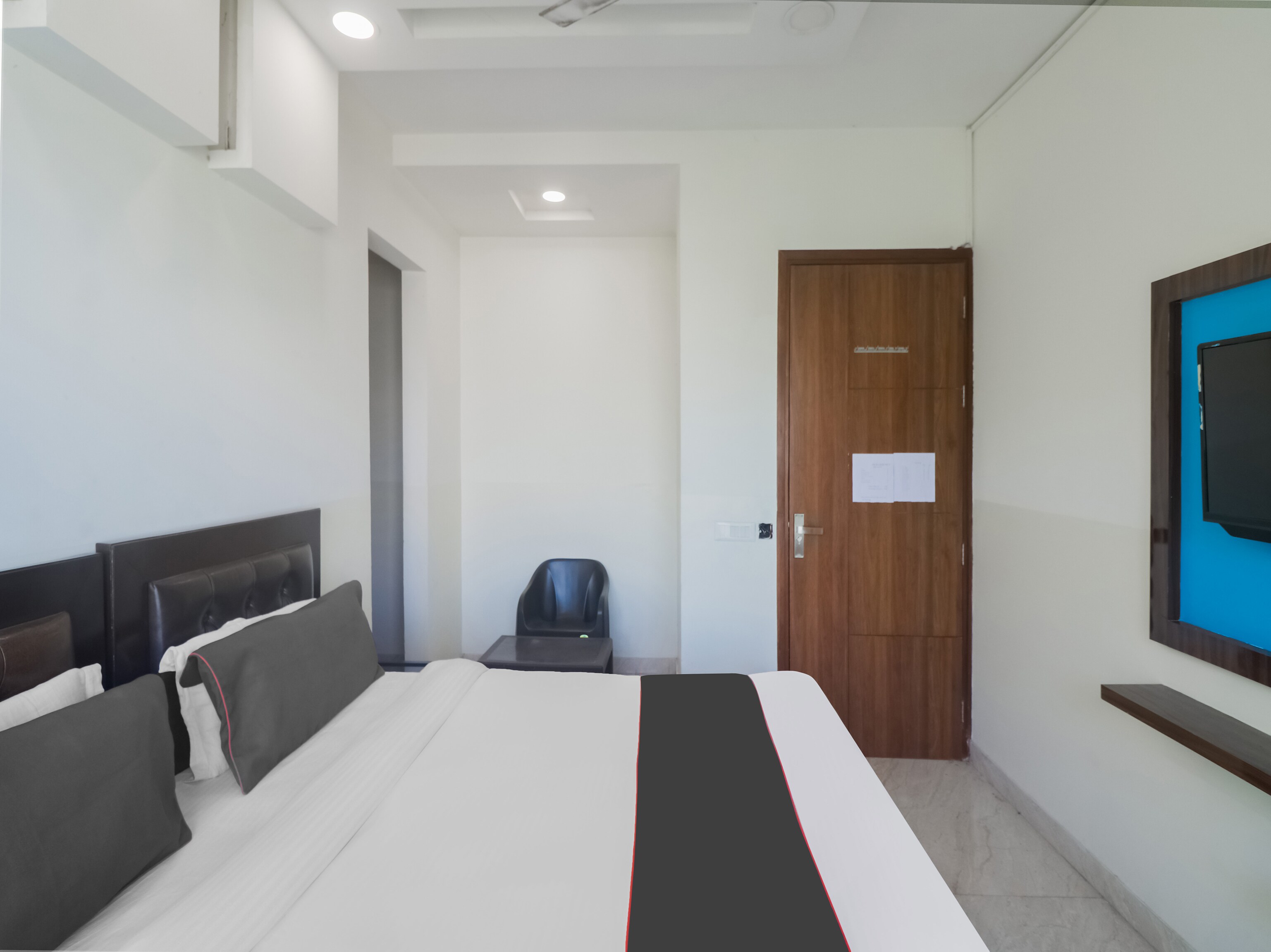 Hotel O Perfect Stay - Tap to explore photos