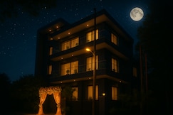 KINGSTON HOUSE, Lucknow