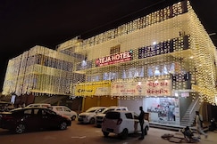 Teja Hotel, Lunavada