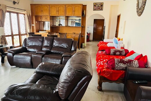 Best Individual Homestay Near Apollo Jubilee Hills