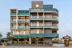 Hotel Majestic Royal, Akkalkot