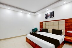 Super Collection O Hotel Evergreen, Faridabad