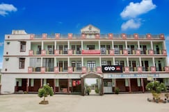 Hotel O Ashirwad Hotel & Lawn, Shahabad