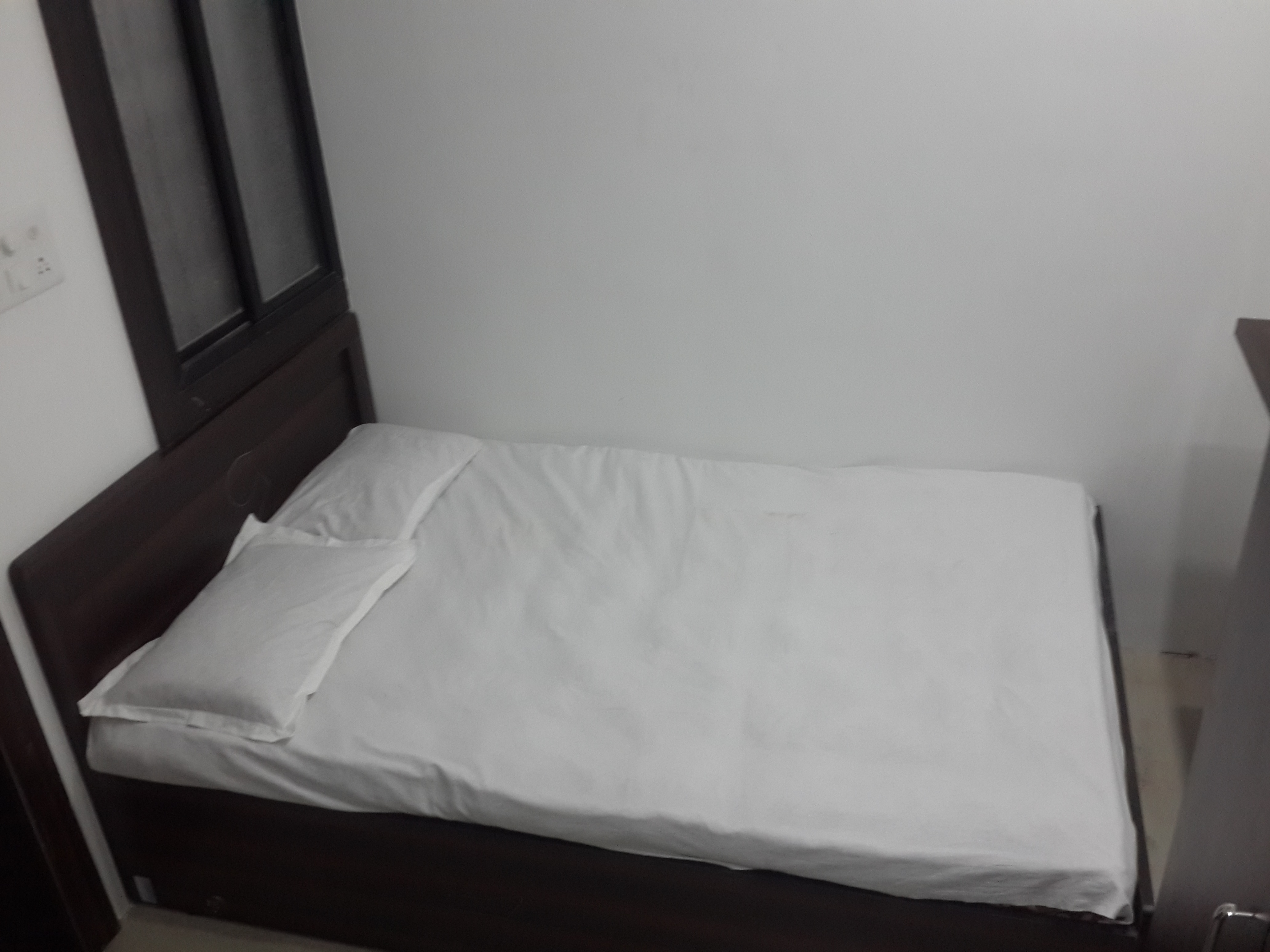 HOTEL HOLIDAY ERA LODGING 2