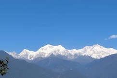 Urbane Haauz, Pelling