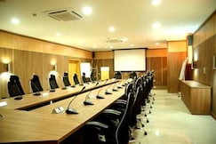 Best Western Plus Elomaz Hotel, Oshimili South