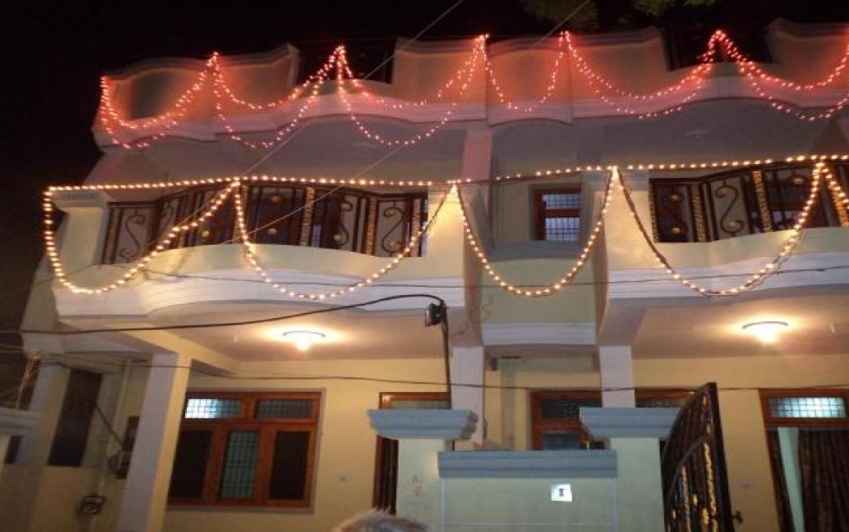 PRATIBHA HOME STAY - Tap to explore photos