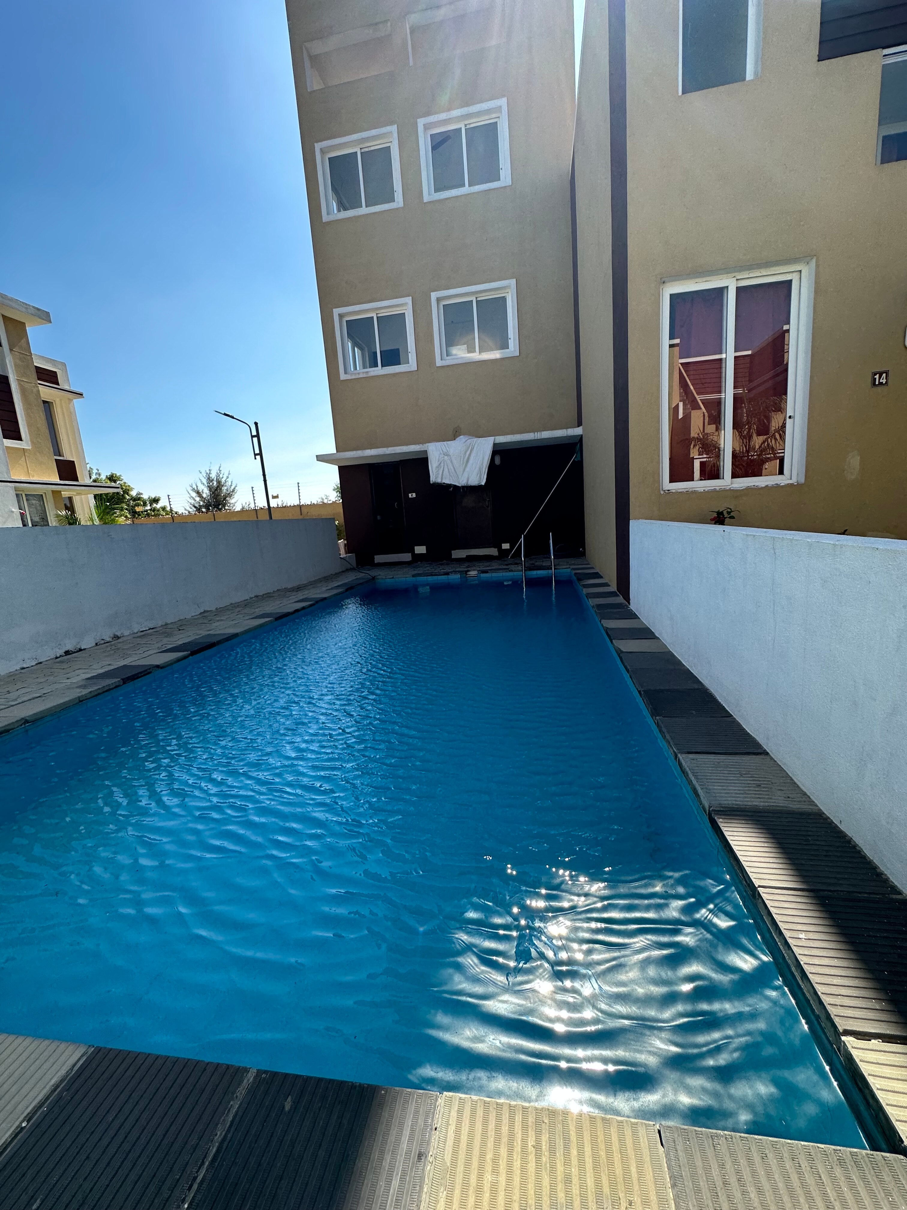 2BHK Villa-2 Near Pondy Aurovile - Tap to explore photos