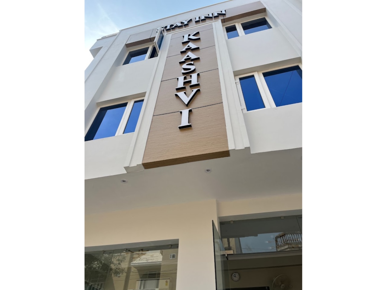 Stay Inn Kaashvi - Tap to explore photos