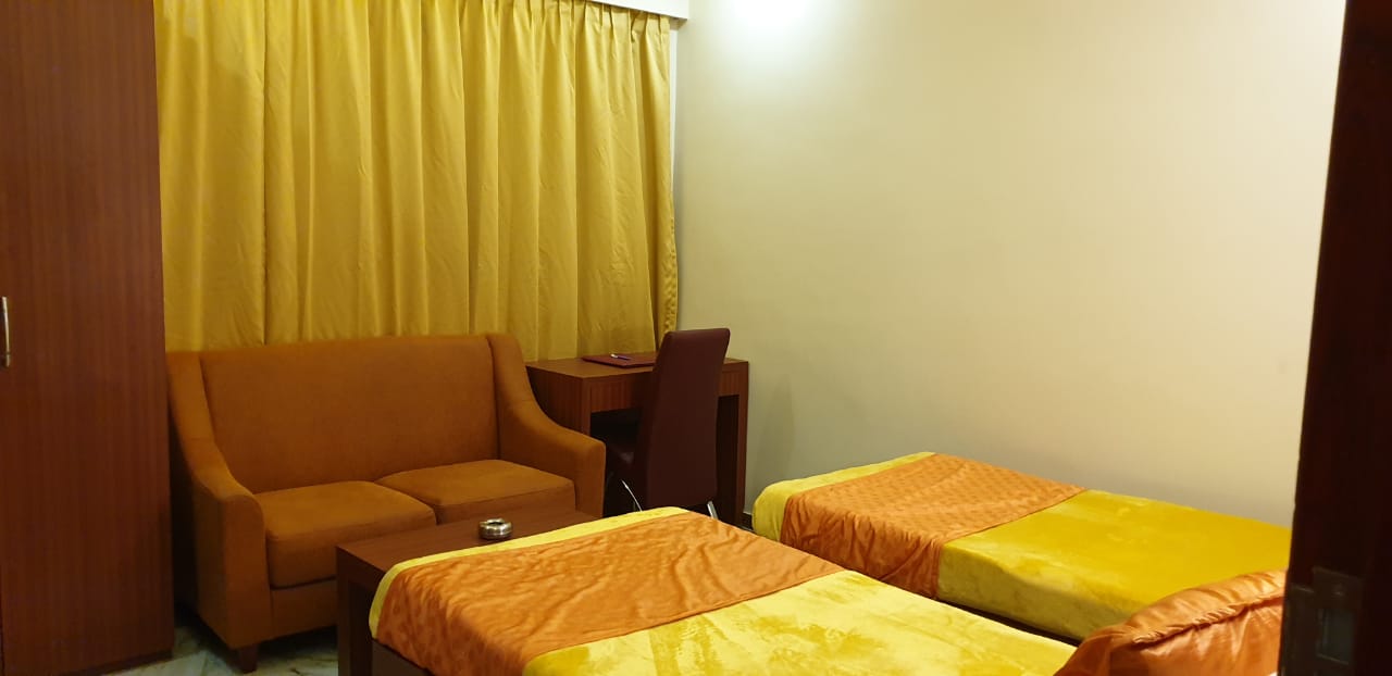 Hotel Gulshan Plaza - Tap to explore photos