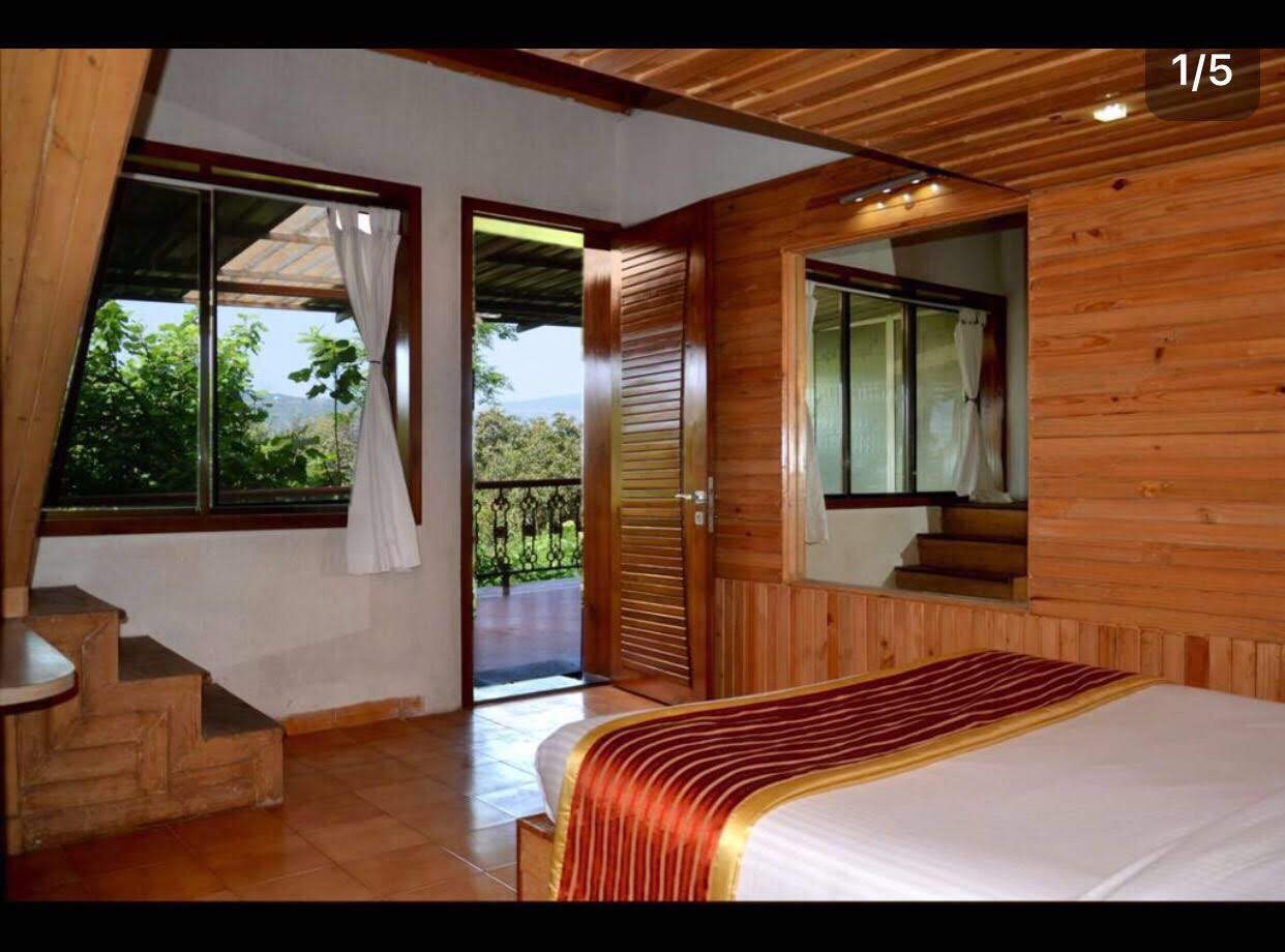 Duplex Room (2 Double Beds) 1