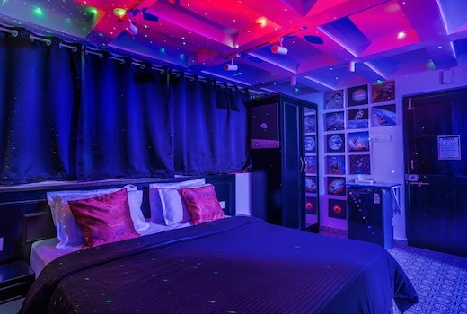 Wondery Space Studio | Free OTTs | 1Km to Beach | Pooll