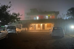Misty Monarch Stays, Kothamangalam