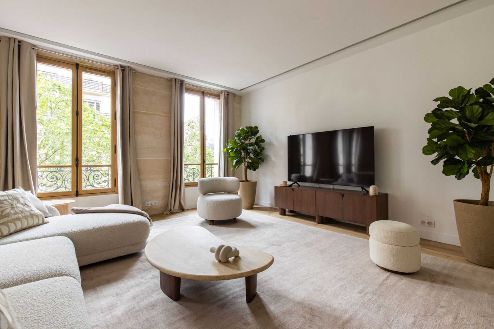 Sublime Apt - 3BD/6P -Arc de Triomphe - Tap to explore photos