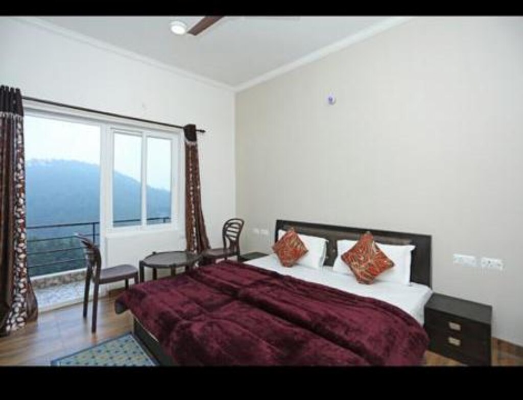 Nainigreen valley kainchidham luxurious homestay - Tap to explore photos