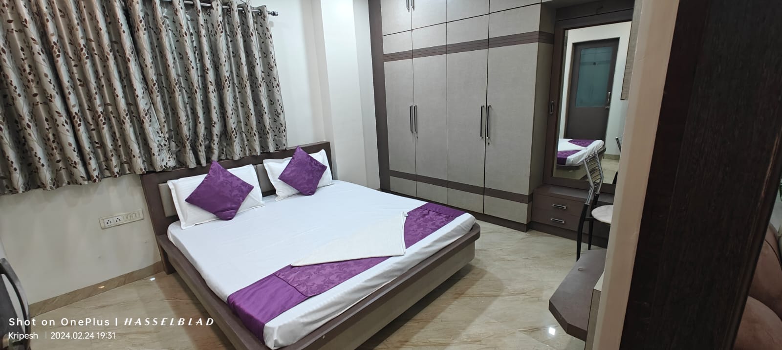 Banaras Comfort Home Stay - Tap to explore photos