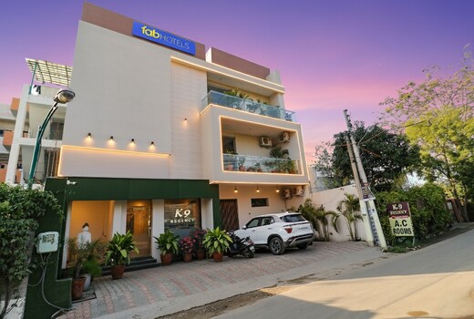 FabHotel K9