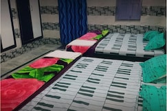 Shyamji Stays, Ayodhya