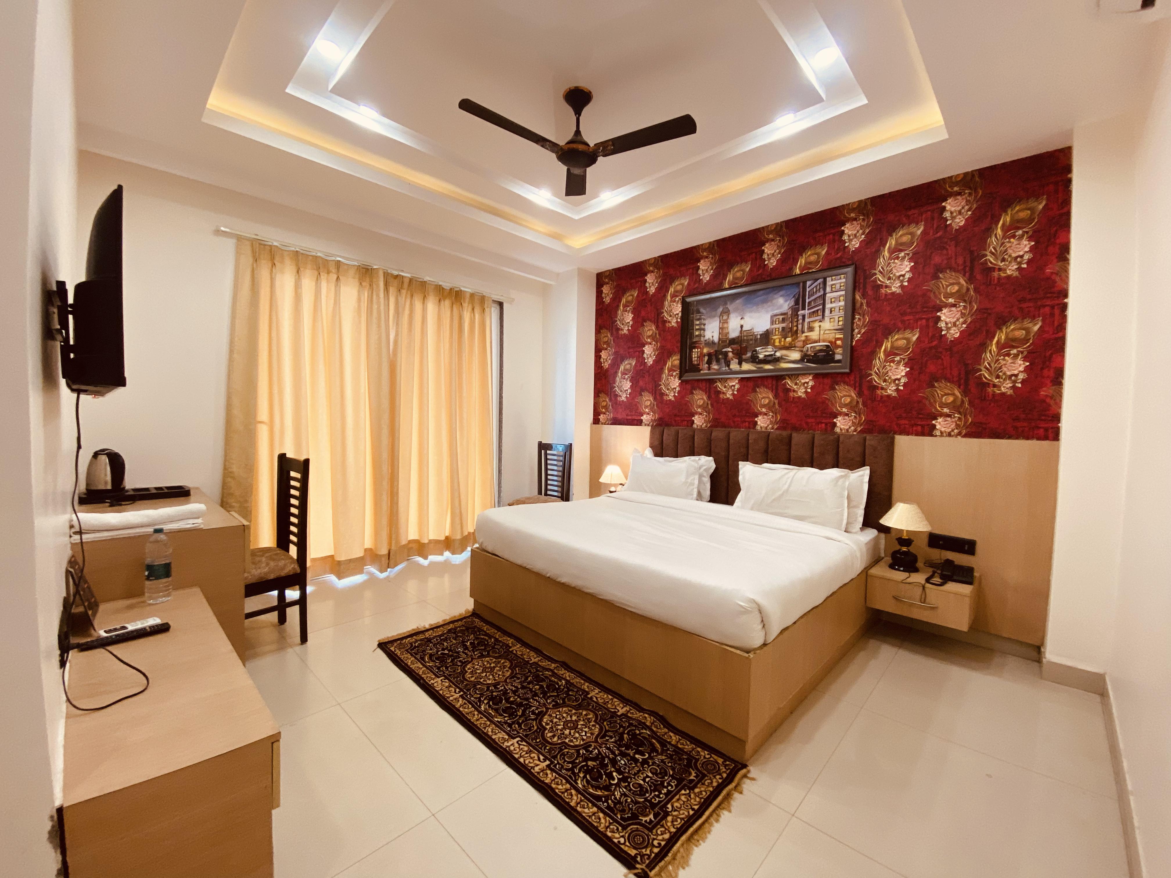 Hotel DSR Corporate Suite - Tap to explore photos