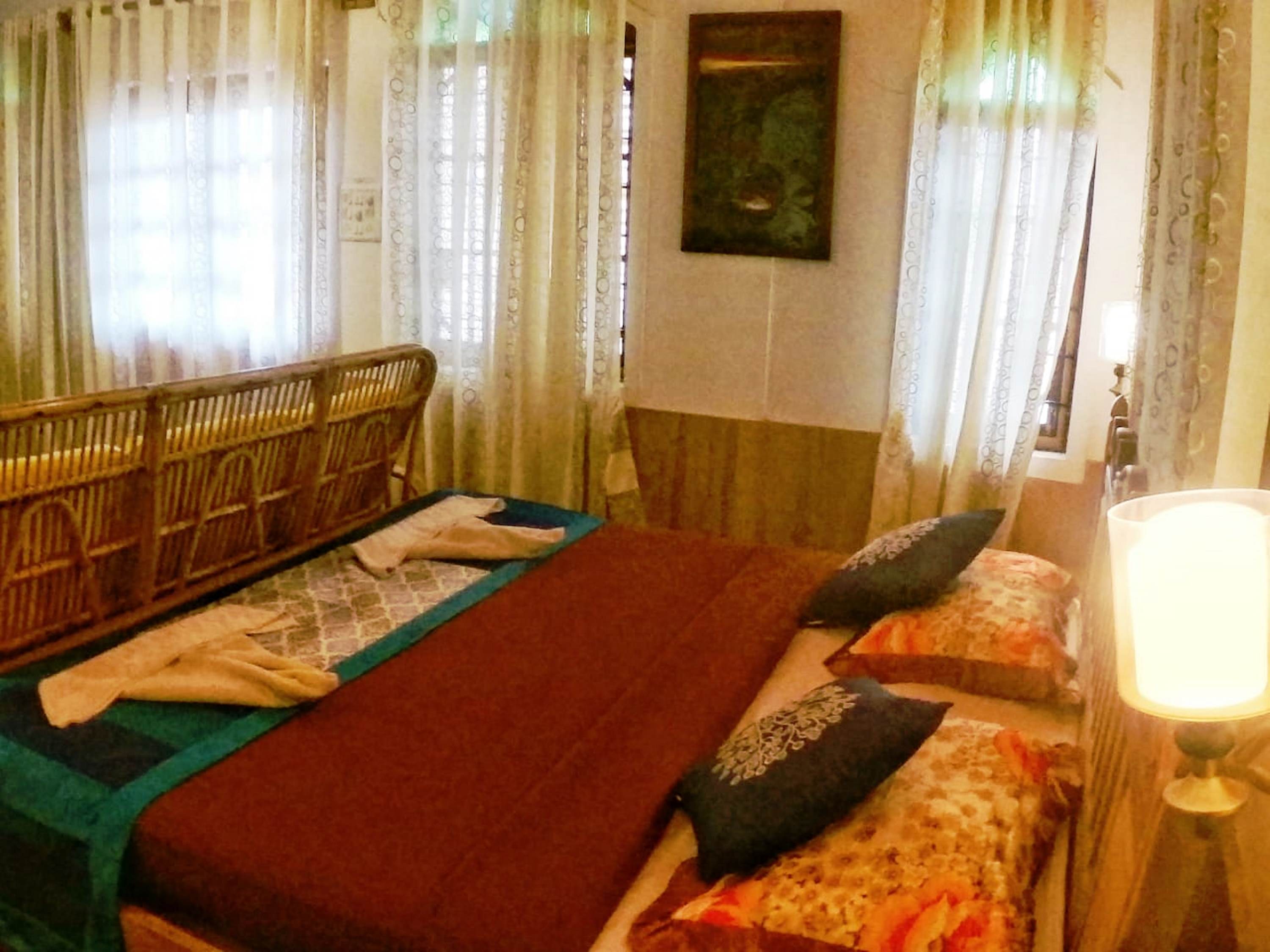3Br Farm House Near Calangute with A Field View - Tap to explore photos