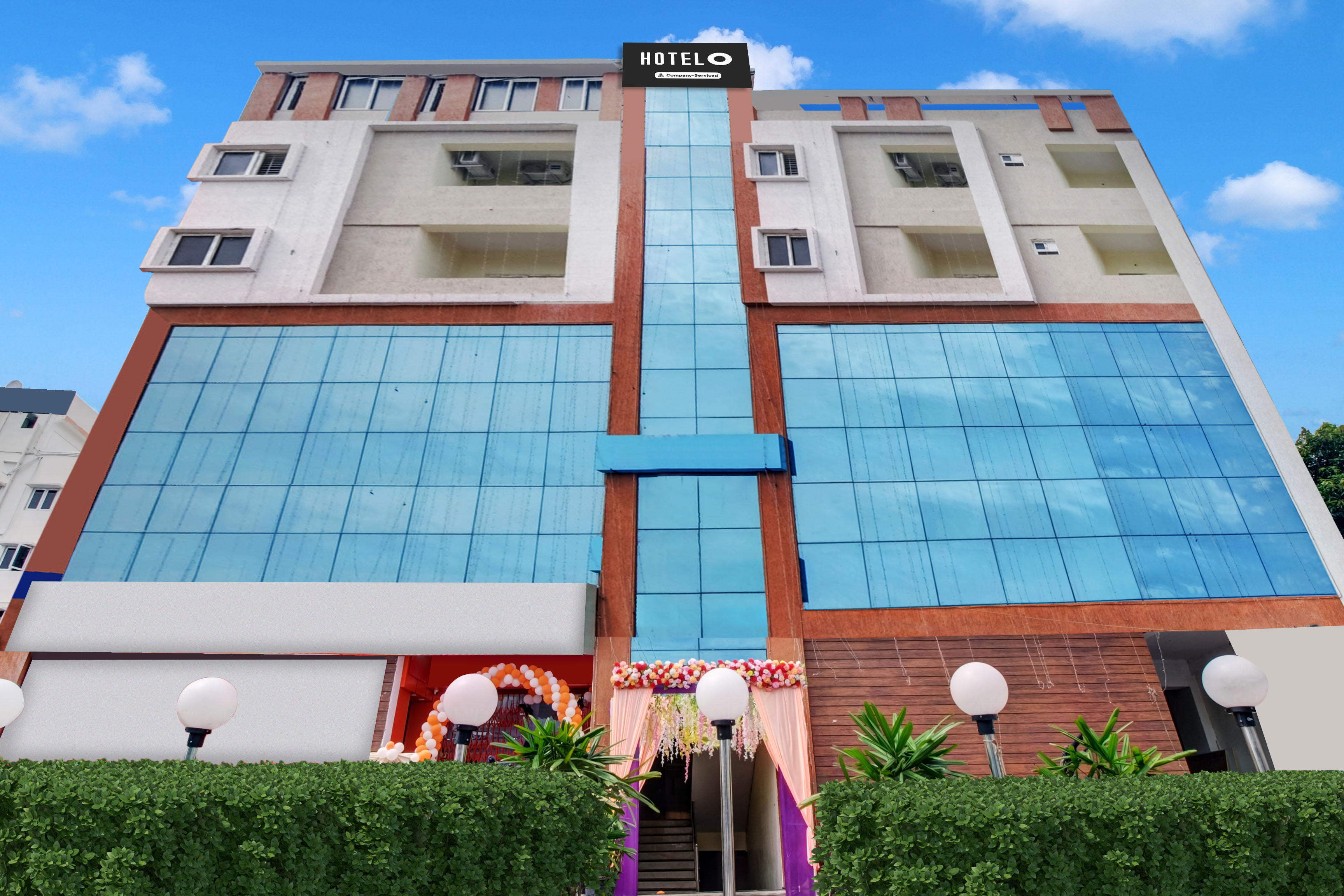 Super Hotel O Murali Nagar Near NAD Junction - Tap to explore photos
